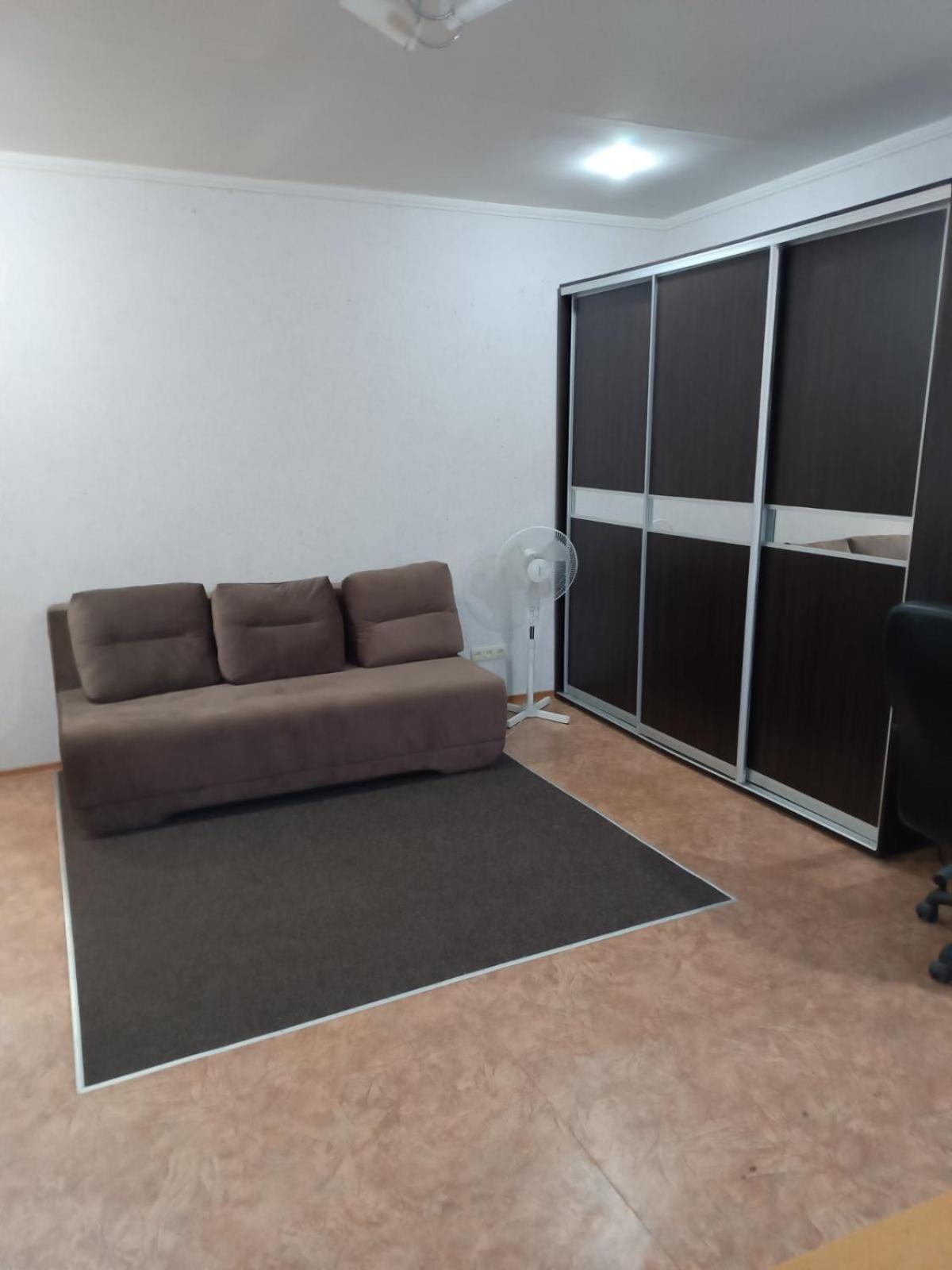 Две Уютные Квартиры В Центре Города Дзержинка - New Apartments Kryvyj Rih Esterno foto