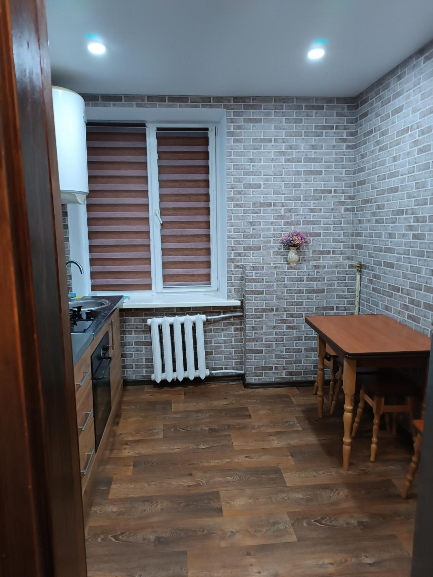 Две Уютные Квартиры В Центре Города Дзержинка - New Apartments Kryvyj Rih Esterno foto
